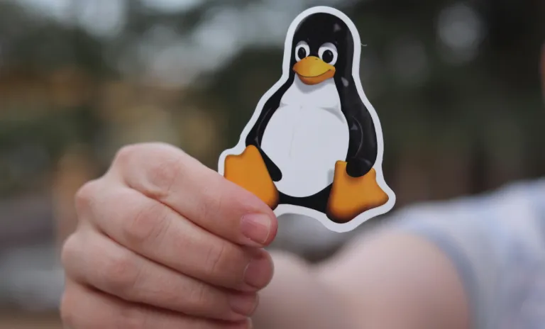 PC n&atilde;o comp&aacute;tivel com Windows 11? Veja 3 distribui&ccedil;&otilde;es Linux